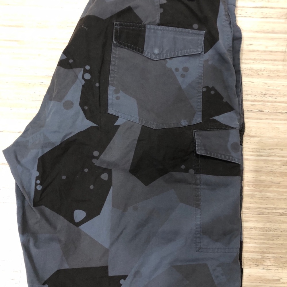MAHARISHI Camo Short